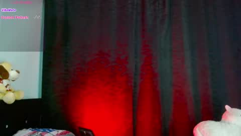 Snapshot of evah_lee chatting on October 1, 2:06 am Evah Lee online show from October 1, 2:06 am