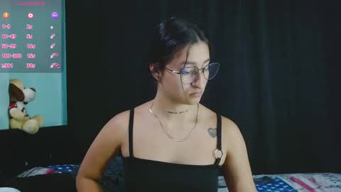 Snapshot of evah_lee chatting on October 5, 3:16 am Evah Lee online show from October 5, 3:16 am