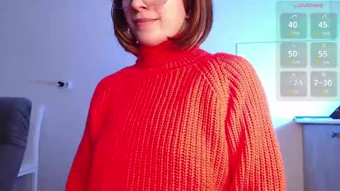 Snapshot of evahailey_ chatting on February 26, 8:15 am Eva online show from February 26, 8:15 am