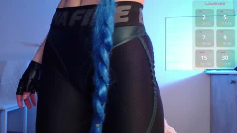 Snapshot of evahailey_ chatting on February 27, 3:47 am Eva online show from February 27, 3:47 am