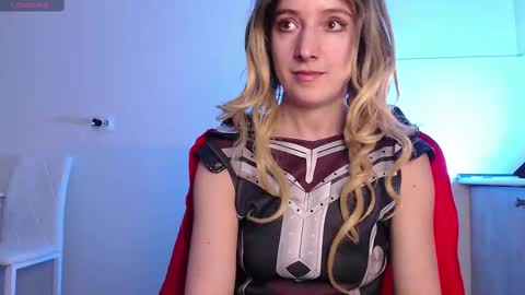 Snapshot of evahailey_ chatting on March 6, 4:19 am Eva online show from March 6, 4:19 am