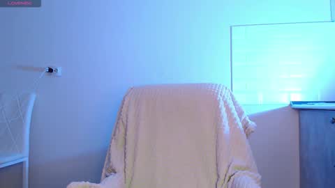 Snapshot of evahailey_ chatting on September 9, 3:06 am Eva online show from September 9, 3:06 am