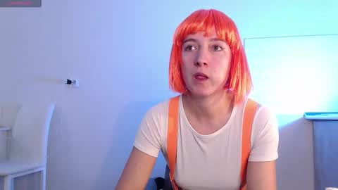 Snapshot of evahailey_ chatting on September 15, 4:23 am Eva online show from September 15, 4:23 am