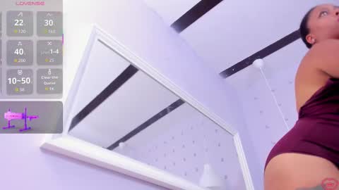 evahalston online show from October 6, 1:14 am