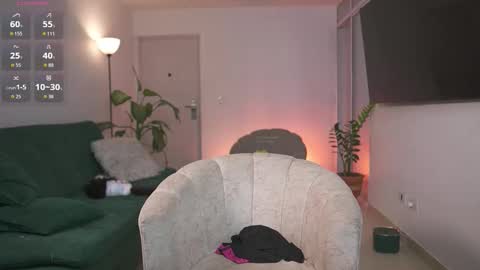 Snapshot of evajacksss_ chatting on September 25, 10:13 pm evajacksss_ online show from September 25, 10:13 pm