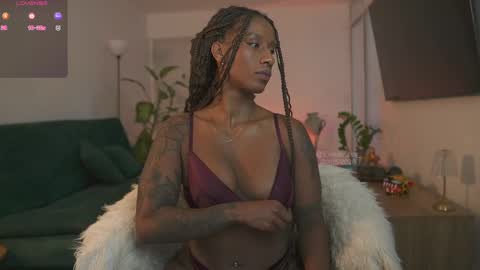 Snapshot of evajacksss_ chatting on May 20, 8:26 pm evajacksss_ online show from May 20, 8:26 pm