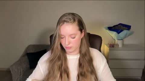 Eva online show from April 13, 5:18 pm