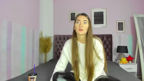 Eva online show from January 29, 5:09 am