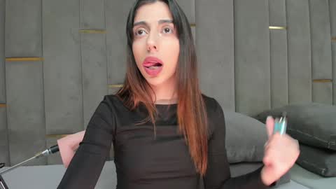 Snapshot of evalims chatting on November 28, 3:36 pm EVA online show from November 28, 3:36 pm