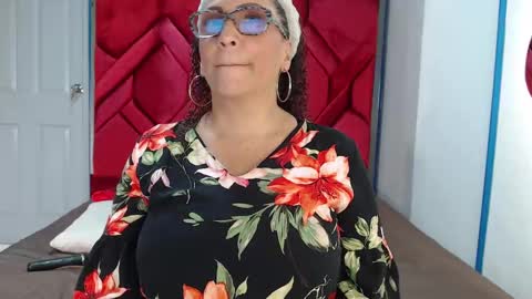 Eva Mills online show from March 4, 4:09 pm