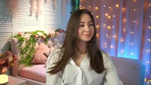 Snapshot of evamossi chatting on March 6, 6:41 am Eva online show from March 6, 6:41 am