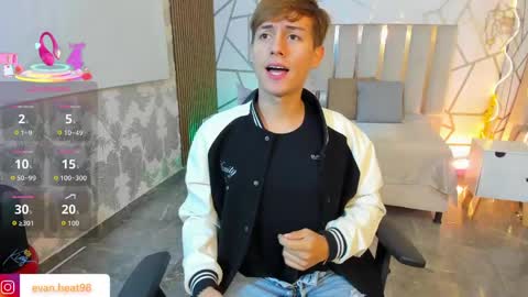 evan_tay online show from April 21, 3:02 am