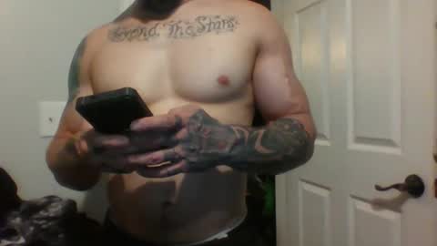 Snapshot of evancage chatting on November 30, 12:14 am evan cage online show from November 30, 12:14 am