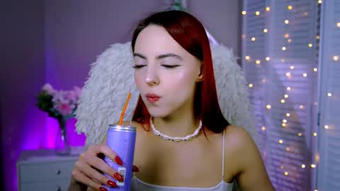 Eva  online show from November 21, 12:15 pm