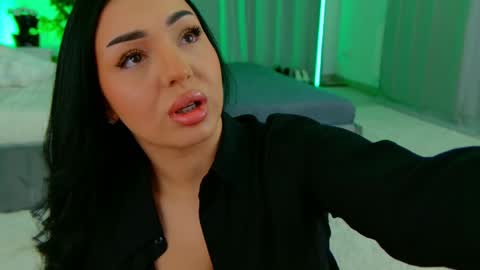 Snapshot of evanew_ chatting on May 16, 6:39 pm Eva online show from May 16, 6:39 pm