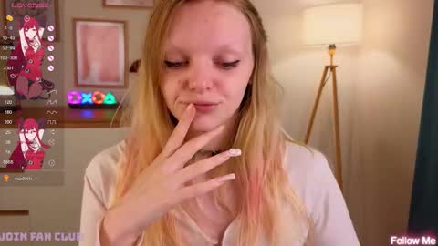 Snapshot of evangel1ne chatting on September 28, 9:31 pm evangel1ne online show from September 28, 9:31 pm