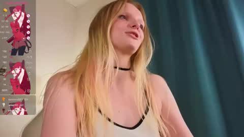 Snapshot of evangel1ne chatting on October 27, 8:51 am evangel1ne online show from October 27, 8:51 am