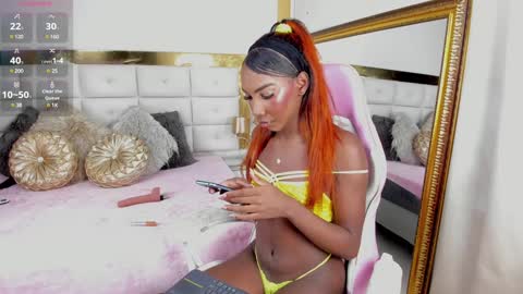 Snapshot of evangelin_ts chatting on February 8, 7:38 pm evangelin_ts online show from February 8, 7:38 pm