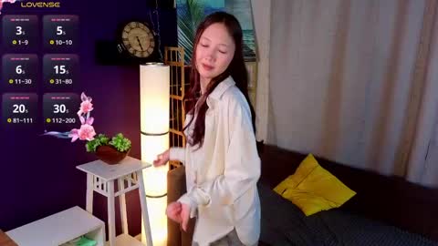 Snapshot of evangelinakovacevic chatting on May 5, 4:15 pm Hello im Lia online show from May 5, 4:15 pm