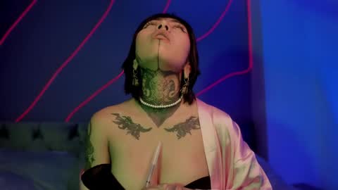 Snapshot of evangeline_bell chatting on December 4, 3:10 pm Eva online show from December 4, 3:10 pm