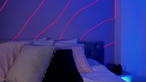 Snapshot of evangeline_bell chatting on December 24, 2:44 pm Eva online show from December 24, 2:44 pm