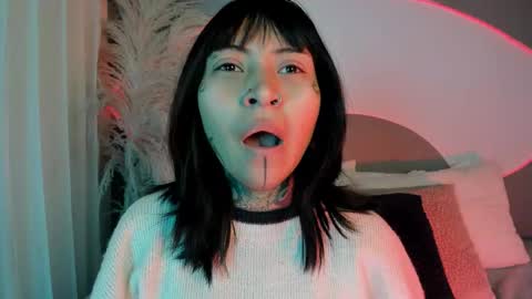 Snapshot of evangeline_bell chatting on September 20, 12:17 pm Eva online show from September 20, 12:17 pm