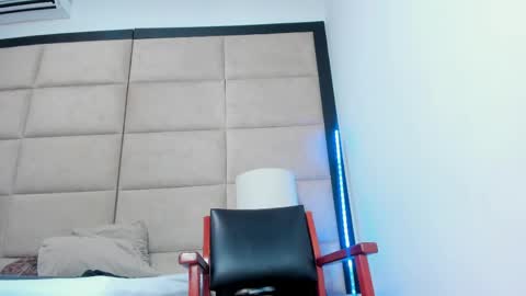 Snapshot of evangeline_sweet4 chatting on April 15, 8:20 pm EVANGELINE online show from April 15, 8:20 pm