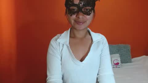 evangelinne_01 online show from December 2, 2:23 pm