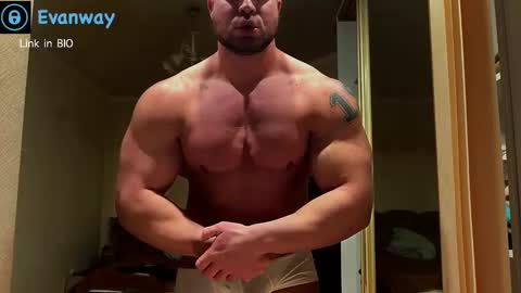 Snapshot of evanhoti chatting on February 24, 12:09 am EvanHOTi online show from February 24, 12:09 am