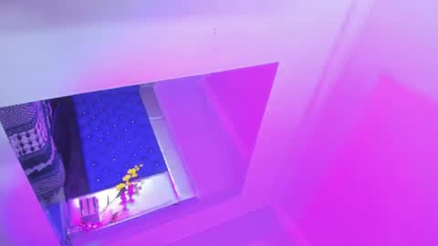 evanllelyne online show from June 25, 8:02 pm