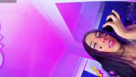 evanllelyne online show from July 25, 7:22 pm
