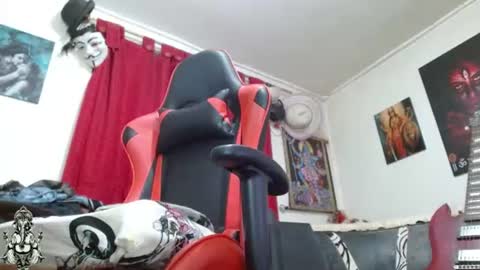 Snapshot of evans_xy chatting on July 28, 1:56 am evans_xy online show from July 28, 1:56 am