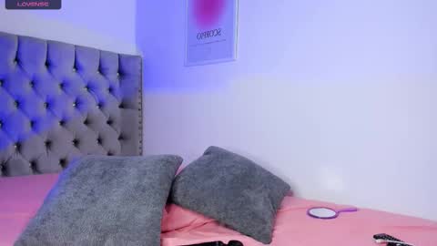 Eva Olimpo online show from March 29, 2:00 am