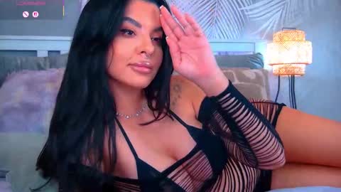 Snapshot of evareyss chatting on October 8, 12:47 pm evareyss online show from October 8, 12:47 pm