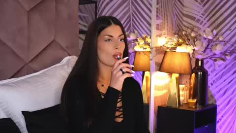 EvaRhea online show from November 24, 3:50 am