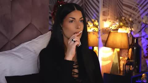 EvaRhea online show from December 22, 3:47 am