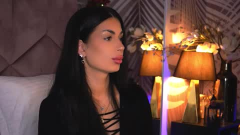 EvaRhea online show from January 7, 3:53 am