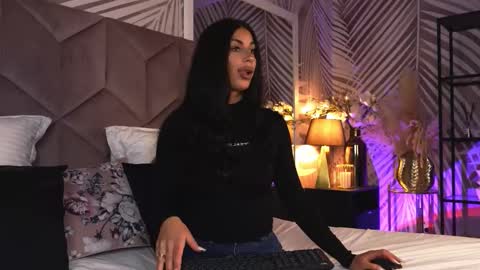 EvaRhea online show from March 30, 2:56 am