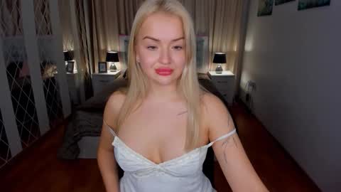 EvaRider online show from February 23, 6:11 am