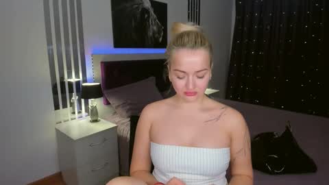 EvaRider online show from March 10, 7:57 am