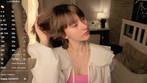 Eva online show from April 15, 7:43 pm