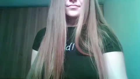 evasapples2026 online show from May 6, 2:00 pm