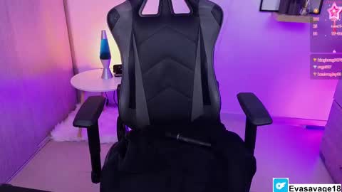 Snapshot of evasavage chatting on February 25, 10:50 pm EVA SAVAGEIm recovering from surgery. Ill see you in a couple of weeks. online show from February 25, 10:50 pm