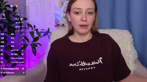 Snapshot of evashiny_ chatting on May 3, 3:34 am Eve online show from May 3, 3:34 am
