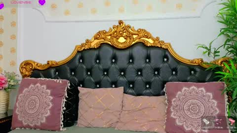 evasinclairr online show from April 21, 3:57 am