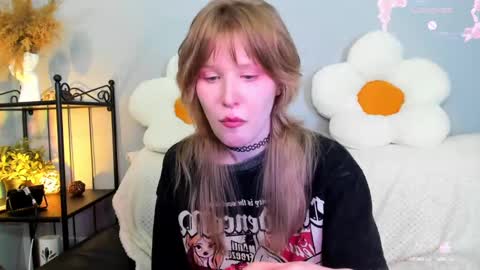 Snapshot of evastevs chatting on February 16, 8:22 pm Eva online show from February 16, 8:22 pm