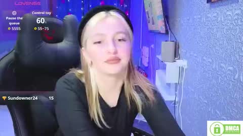 evavibe online show from January 18, 6:23 pm