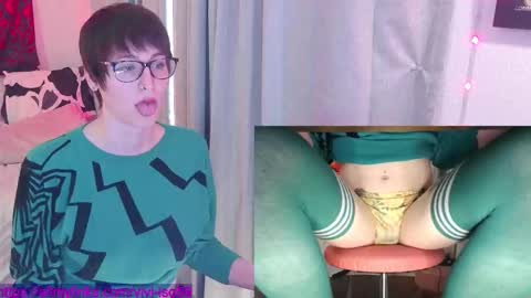 Snapshot of evavivi59 chatting on November 16, 11:43 pm Vivi online show from November 16, 11:43 pm