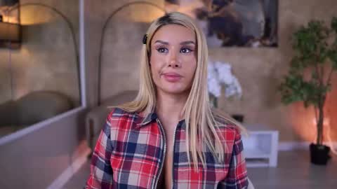 Eva online show from March 18, 9:18 pm