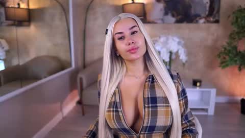 Eva online show from March 23, 9:19 pm